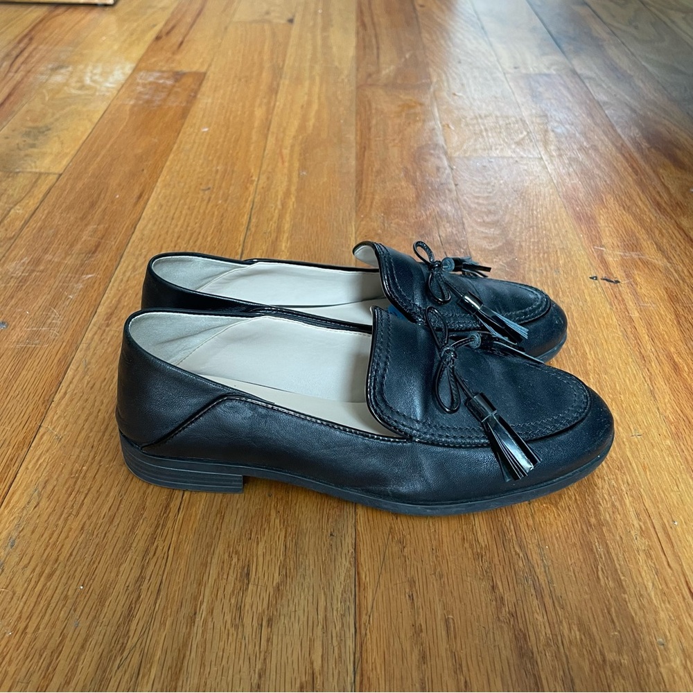 Cole Haan Size 6 Black Loafers